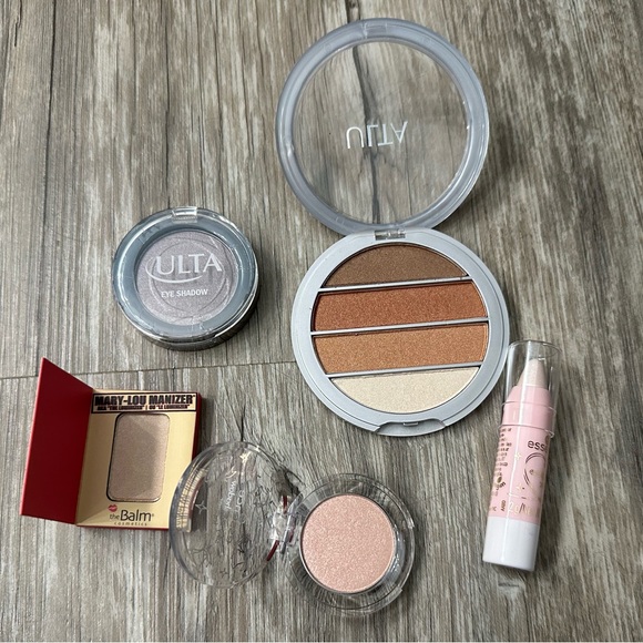 Brand New Eyeshadow sets and singles - Picture 3 of 3